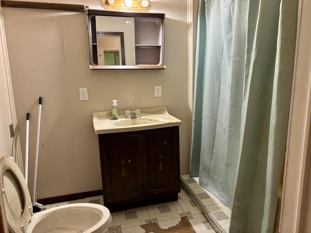 full bath with vanity and a shower with shower curtain