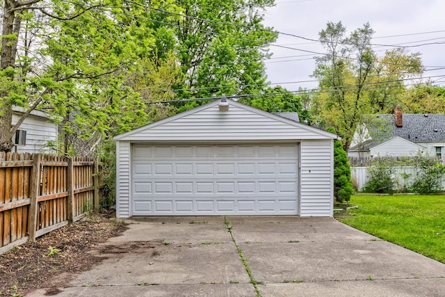view of detached garage