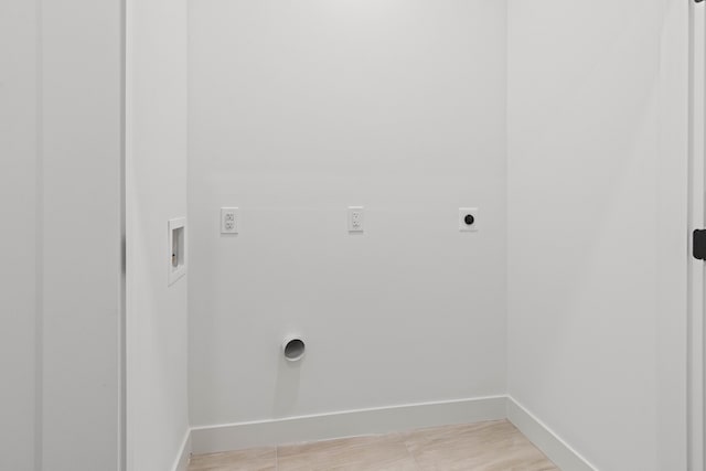 5234 Avery St, Detroit, MI 48208 - clothes washing area with electric dryer hookup, baseboards, and hookup for a washing machine