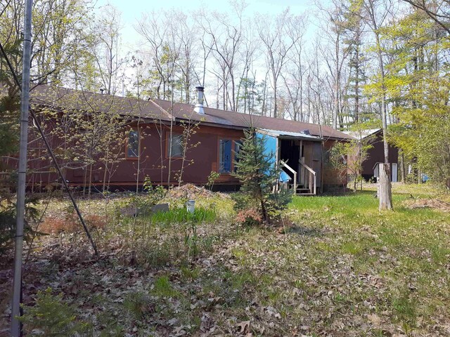 5569 Pine St, Curran, MI 48728