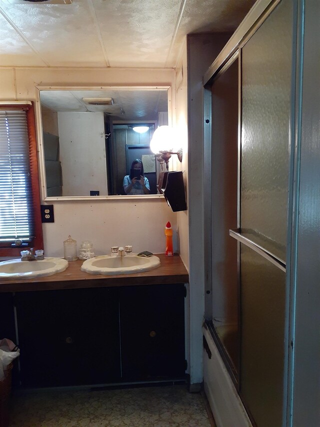 5569 Pine St, Curran, MI 48728