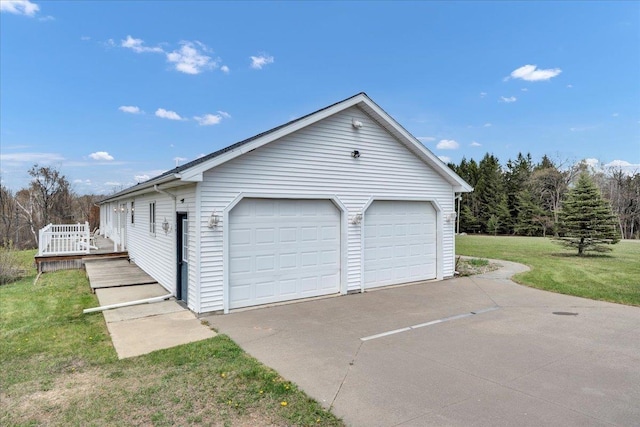 view of detached garage