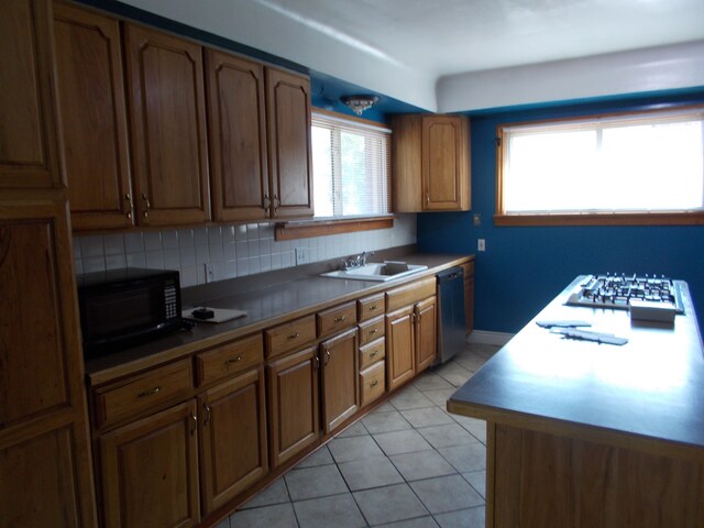 16705 Martin Rd, Roseville, MI 48066 - photo 7