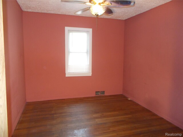 16705 Martin Rd, Roseville, MI 48066 - photo 16