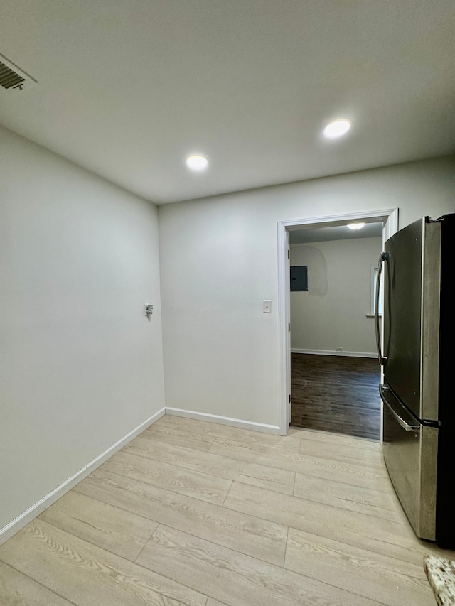 4915 Clarkston Rd, Clarkston, MI 48348 - unfurnished room with light wood finished floors, recessed lighting, and baseboards
