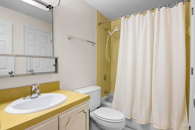 5000 S Townhouse Dr, Cedar, MI 49621