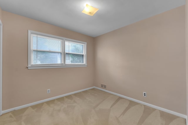 19150 Lexington, Redford, MI 48240 - empty room featuring light carpet and baseboards