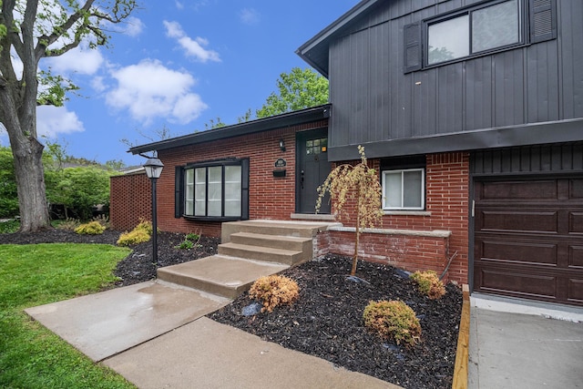 16114 Alpine Dr, Livonia, MI 48154 - doorway to property with brick siding