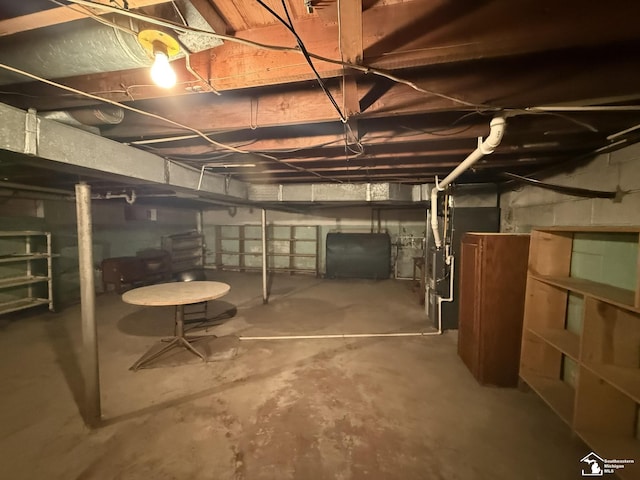 4971 Elm St, Newport, MI 48166 - unfinished below grade area with heating fuel