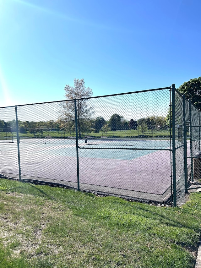 1840 Brentwood Dr, Troy, MI 48098 - view of tennis court with fence