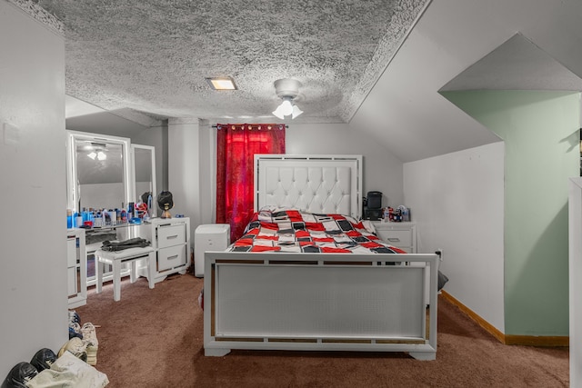 7044 Continental Ave, Warren, MI 48091 - carpeted bedroom featuring vaulted ceiling and a textured ceiling