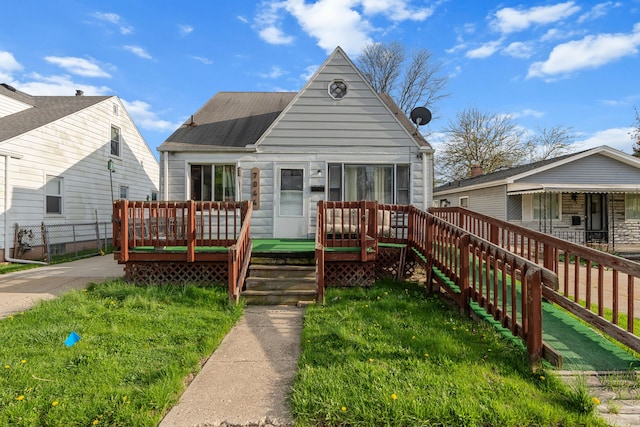 7044 Continental Ave, Warren, MI 48091 - view of front of property with a wooden deck