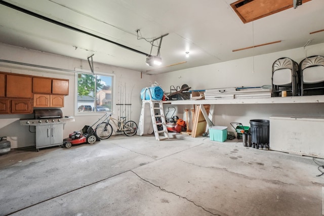 15610 Williamsburg Dr E, Macomb, MI 48044