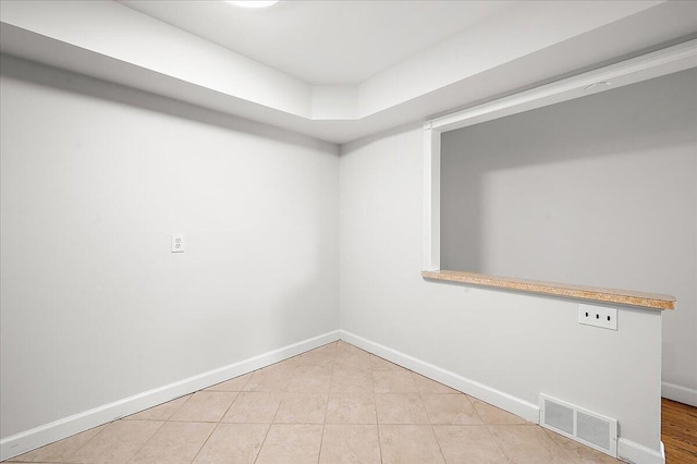 30657 Moulin Ave, Warren, MI 48088 - unfurnished room featuring baseboards