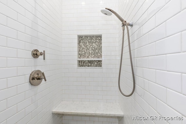 631 Greenslate Dr SE, Ada, MI 49301 - full bath featuring tiled shower
