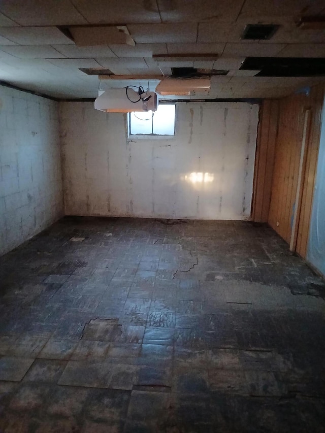 317 Country Club Ter, Battle Creek, MI 49015 - below grade area with dark floors