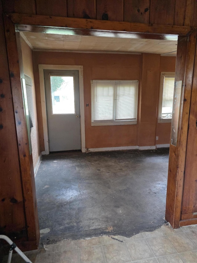 120 2nd St, Ionia, MI 48846 - entryway with baseboards
