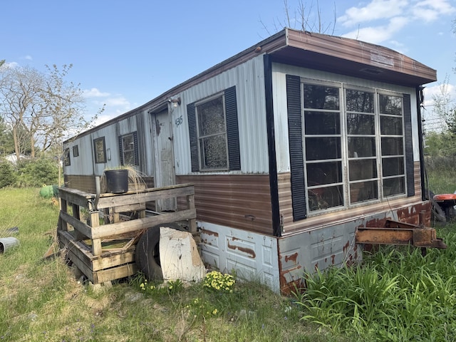 view of side of home