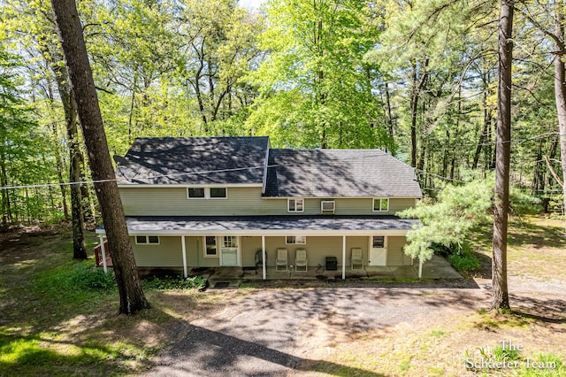 10436 Morgan Mills Ave NE, Greenville, MI 48838 - farmhouse with a porch