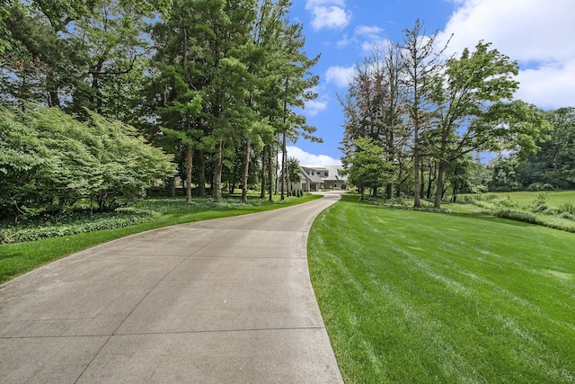1950 Robinson Rd SE, East Grand Rapids, MI 49506 - view of concrete driveway