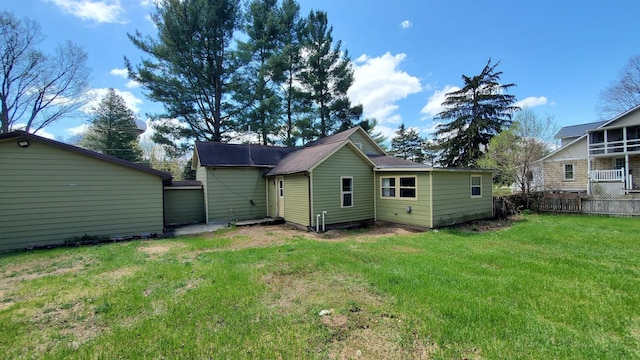 365 Quarterline St, Newaygo, MI 49337 - view of back of house
