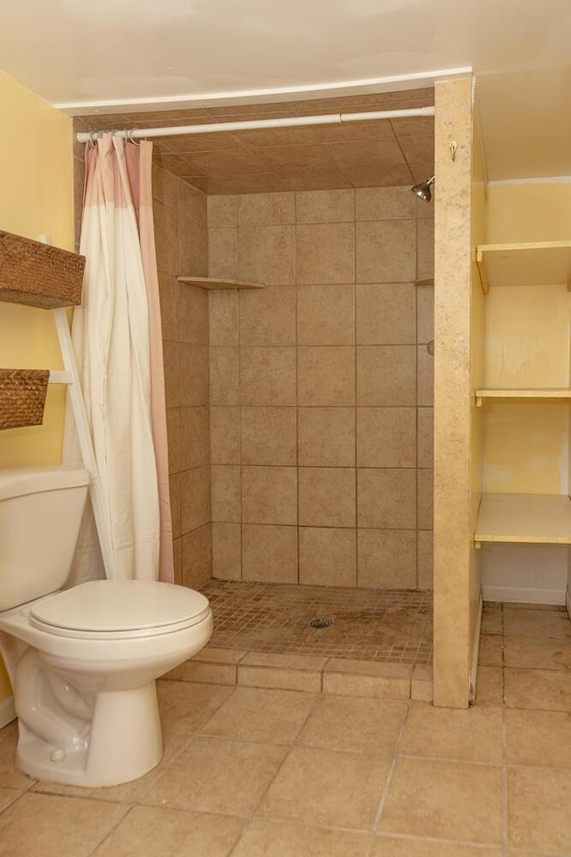 2106 Forest, Portage, MI 49002 - full bath featuring toilet and tiled shower