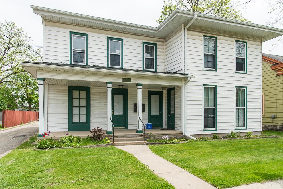 515 S Westnedge Ave, Kalamazoo, MI 49007 - view of front facade featuring covered porch