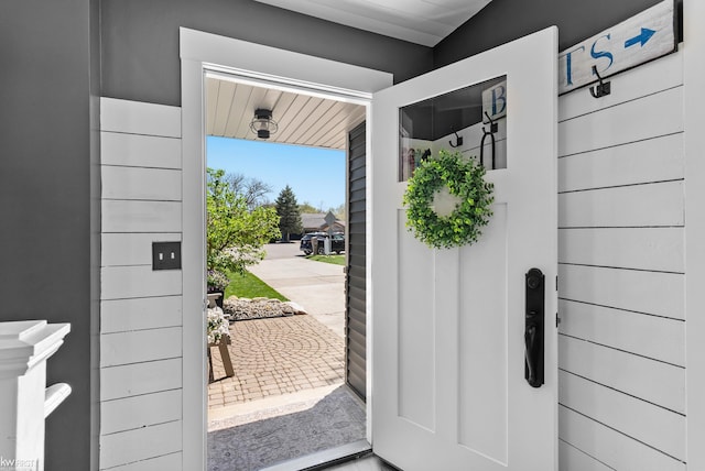 14043 Landings Way, Fenton, MI 48430 - view of entrance foyer