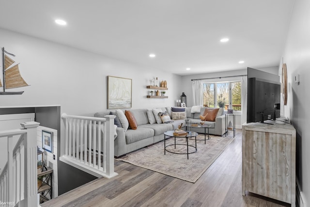 14043 Landings Way, Fenton, MI 48430 - living area with wood finished floors and recessed lighting