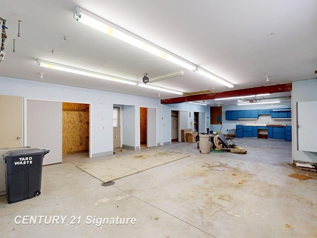 5489 Winchester Way, Gladwin, MI 48624 - view of garage