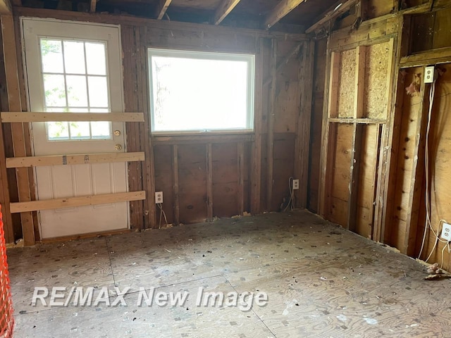 724 W Tobacco Ridge Trl, Beaverton, MI 48612 - view of misc room