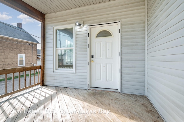 1006 Cass Ave, Bay City, MI 48708 - view of property entrance