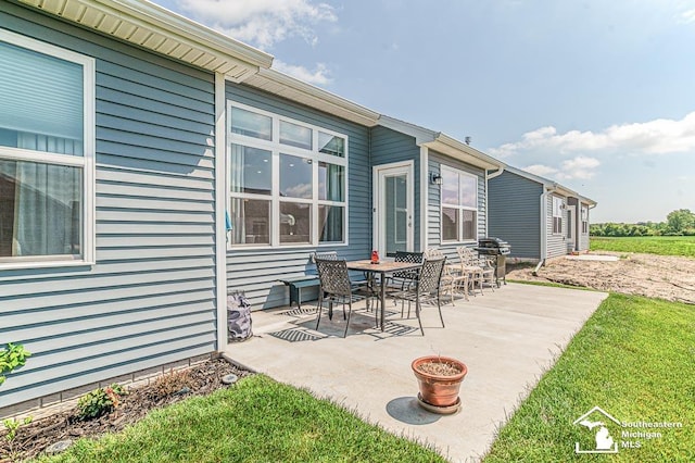 8265 Grande Lake Cir, Temperance, MI 48182 - view of patio