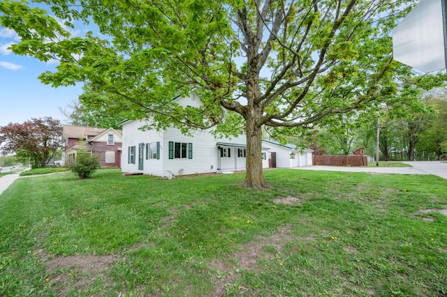 237 Main St, Walkerville, MI 49459 - view of front facade featuring a front yard
