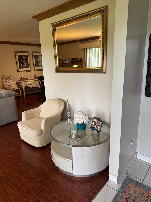 2071 N Belsay Rd, Burton, MI 48509 - detailed view of crown molding and baseboards