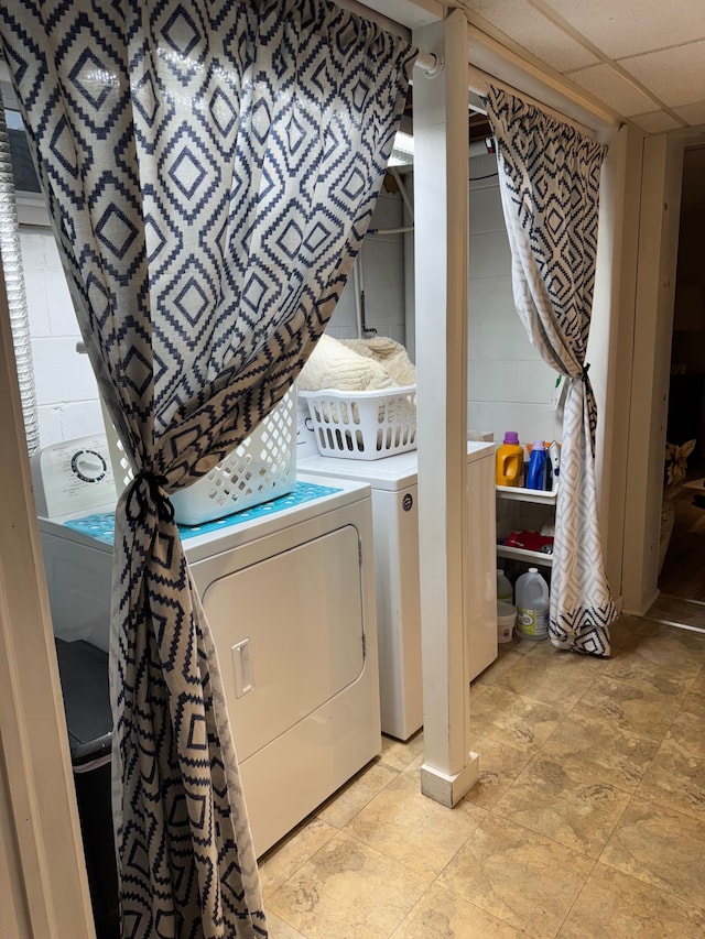 2071 N Belsay Rd, Burton, MI 48509 - laundry area with washer and clothes dryer