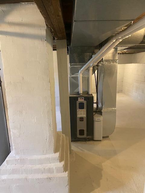 24 W Bernard St, Hartford, MI 49057 - view of unfinished below grade area