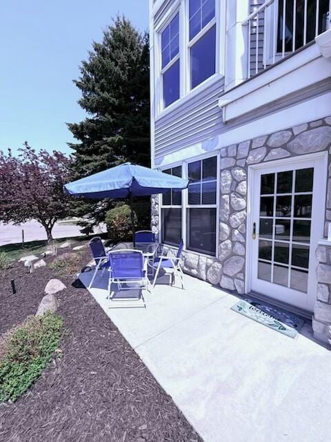 300 S Rath Ave Unit 1, Ludington, MI 49431 - view of patio