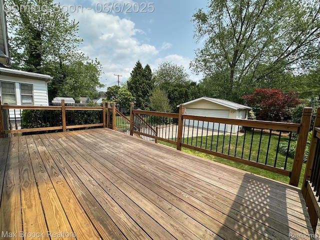 1215 Irving Ave, Royal Oak, MI 48067 - deck with an outdoor structure and a lawn