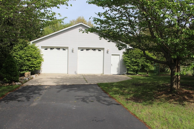 7512 Trophy Ct, Grass Lake, MI 49240 - view of detached garage