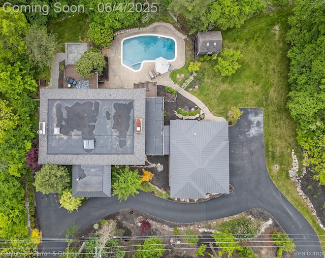 1985 Lone Pine Rd, Bloomfield Hills, MI 48302 - view of subject property with a pool