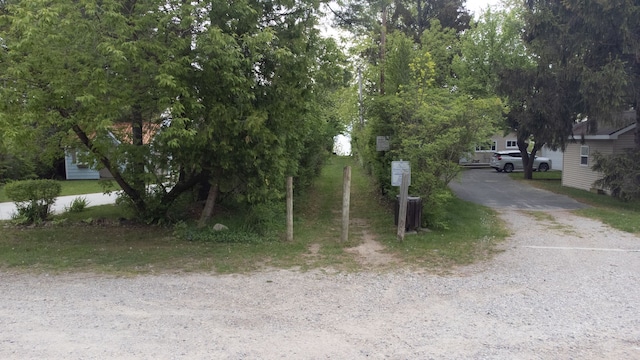 7400 Willow, Lexington, MI 48450 - view of dirt / gravel driveway