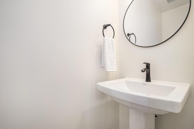 370 Chopin Dr, Muskegon, MI 49442 - view of bathroom