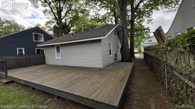 648 W Hazelhurst St, Ferndale, MI 48220 - wooden deck featuring a fenced backyard