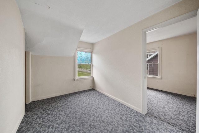 553 Seymour Ave, Jackson, MI 49202 - bonus room featuring baseboards