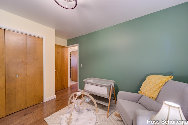 1572 Cornell Rd, Muskegon, MI 49441 - sitting room featuring wood finished floors and baseboards