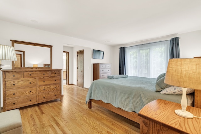 836 Boutell Dr, Grand Blanc, MI 48439 - bedroom with light wood-type flooring