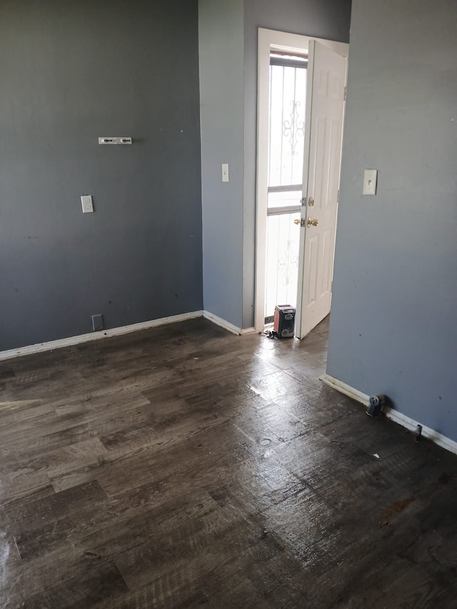 20000 Pelkey St, Detroit, MI 48205 - entrance foyer featuring baseboards and wood finished floors