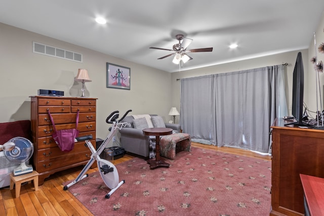 1696 S Hill Blvd, Bloomfield Hills, MI 48304 - bedroom with hardwood / wood-style flooring, a ceiling fan, and recessed lighting