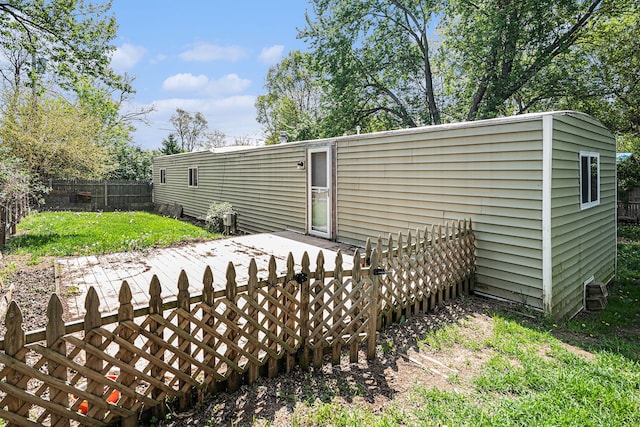 4317 N Hill Dr, Holly, MI 48442